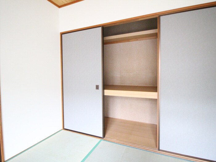 物件内観写真11　(収納)