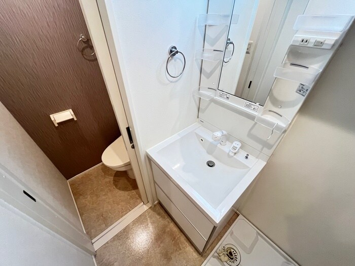 物件内観写真10　(洗面)