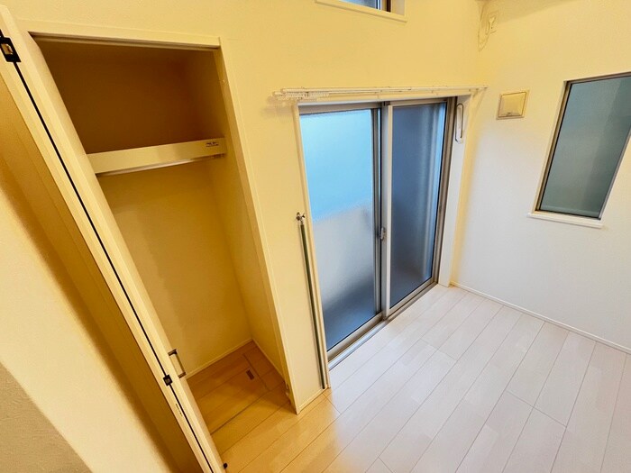 物件内観写真13　(収納)