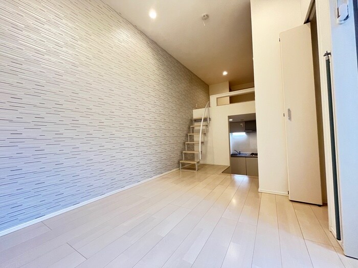 物件内観写真15　(居室)