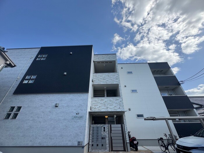 物件外観写真2　(外観写真)