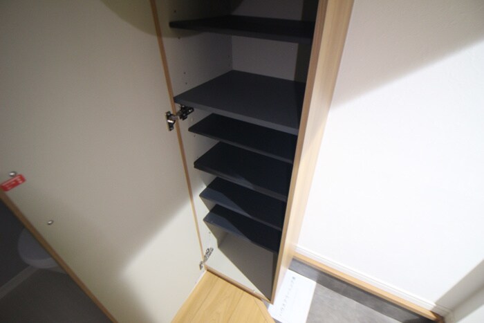 物件内観写真18　(靴箱)