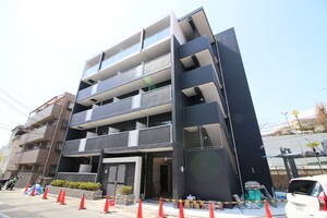 M.Granz千里山（ｴﾑｸﾞﾗﾝﾂ）外観写真