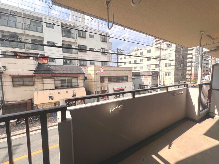 物件内観写真13　(室内からの展望)