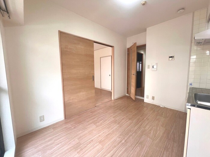 物件内観写真19　(居室)