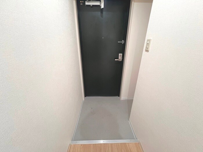 物件内観写真22　(玄関)