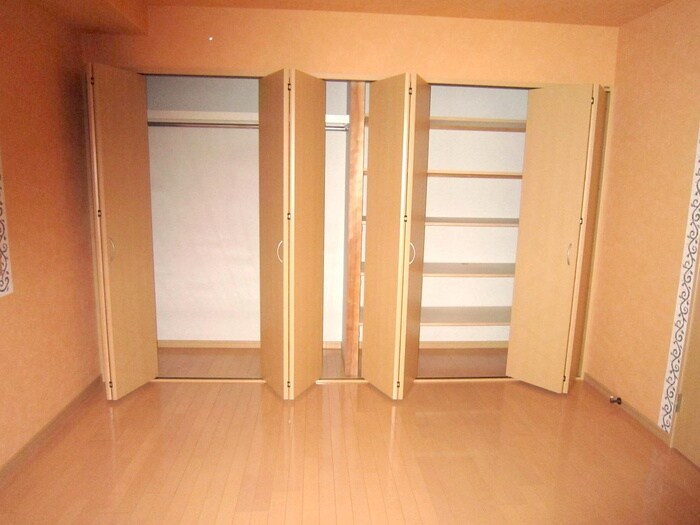 物件内観写真9　(収納)