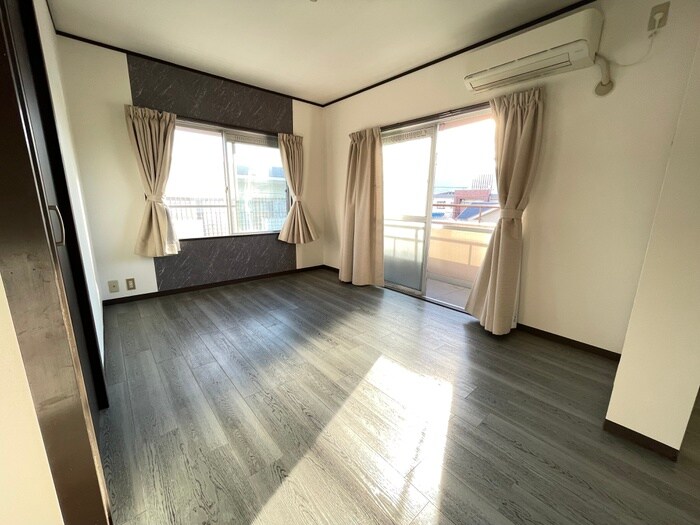 物件内観写真15　(居室)