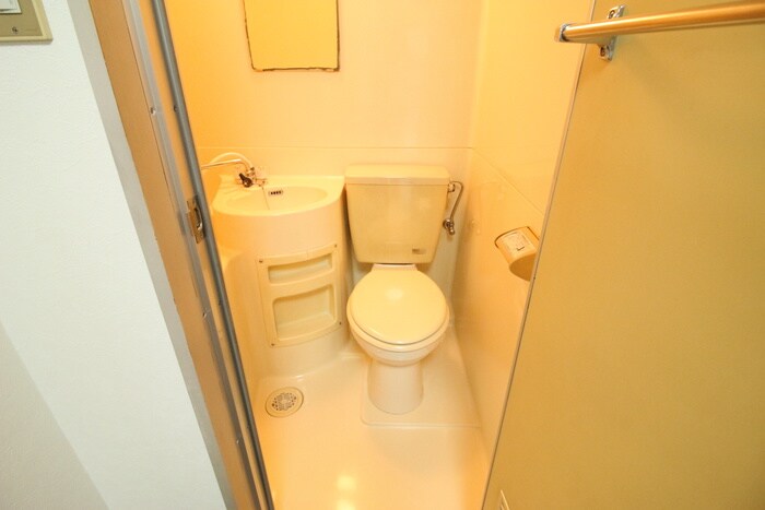 物件内観写真10　(トイレ)