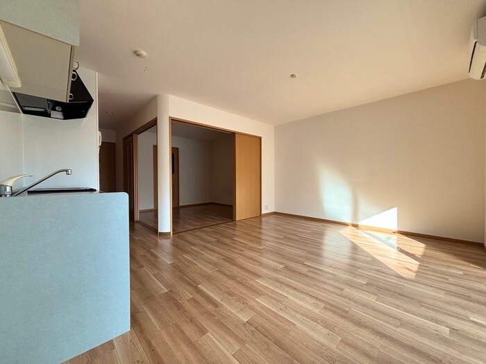 物件内観写真6　(居室)