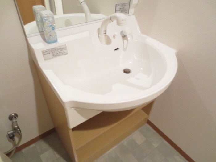 物件内観写真7　(洗面)