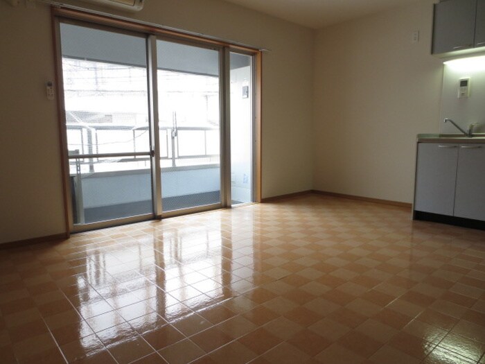 物件内観写真10　(居室)