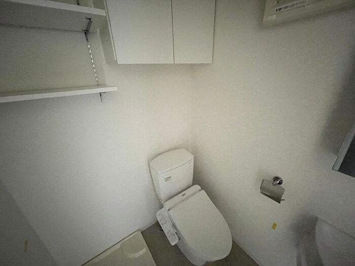 物件内観写真12　(トイレ)