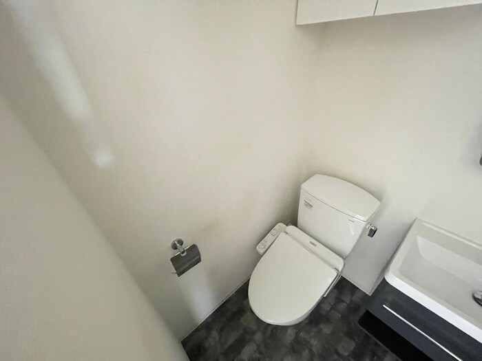 物件内観写真12　(トイレ)