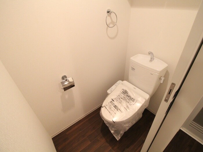 物件内観写真13　(トイレ)