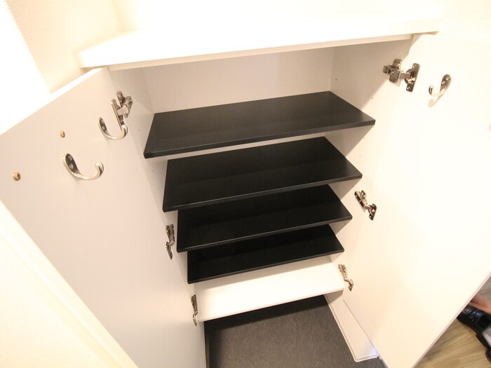 物件内観写真17　(靴箱)