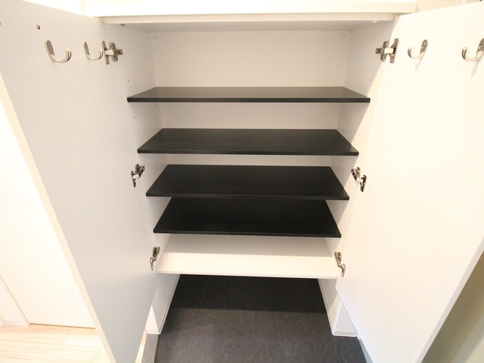 物件内観写真18　(靴箱)