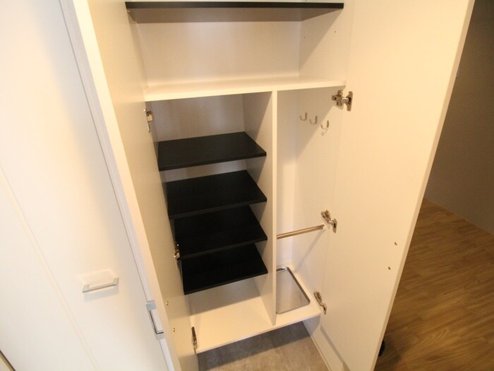 物件内観写真19　(靴箱)