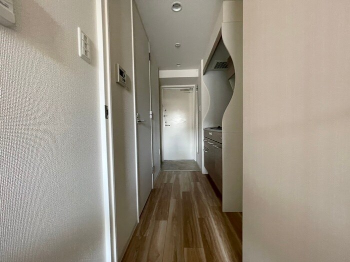 物件内観写真20　(廊下)