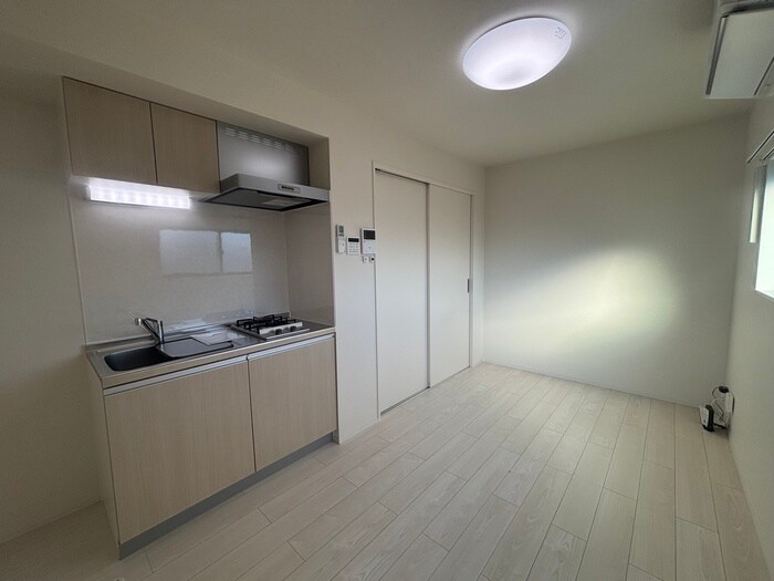 物件内観写真8　(内観写真)