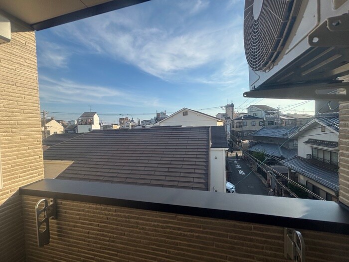 物件内観写真16　(室内からの展望)