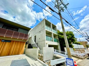岡本Rd12外観写真