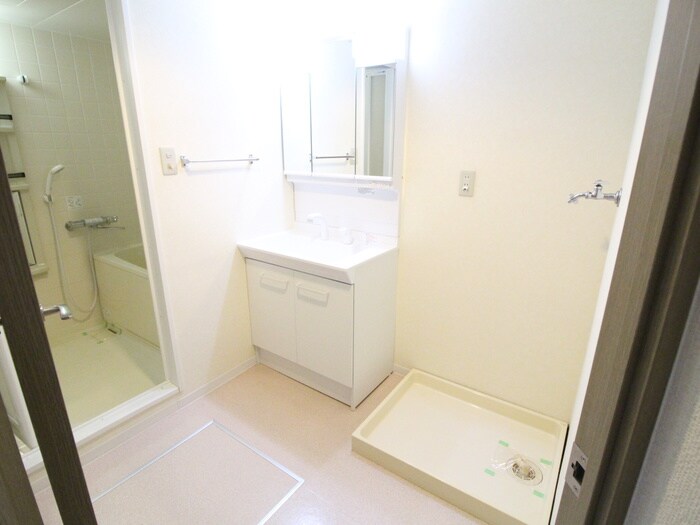 物件内観写真8　(洗面)