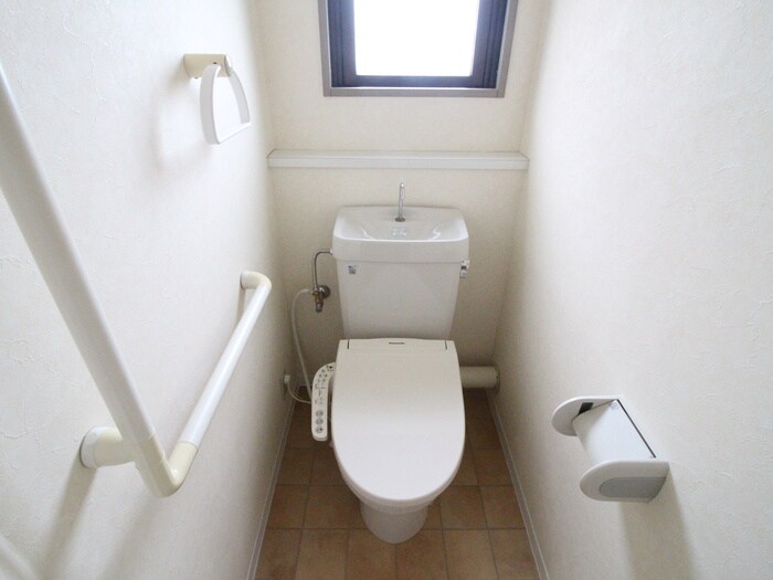 物件内観写真22　(トイレ)