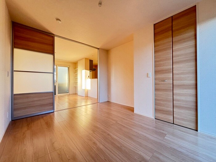 物件内観写真8　(居室)