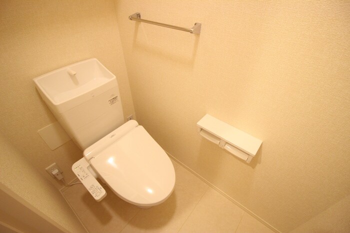 物件内観写真11　(トイレ)