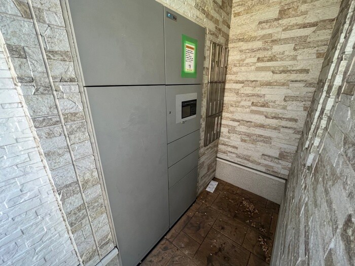 物件外観写真4　(建物設備)