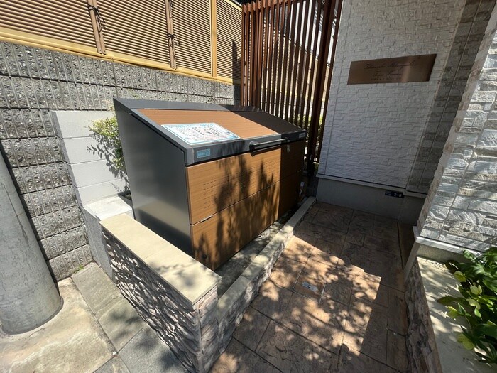 物件外観写真6　(建物設備)