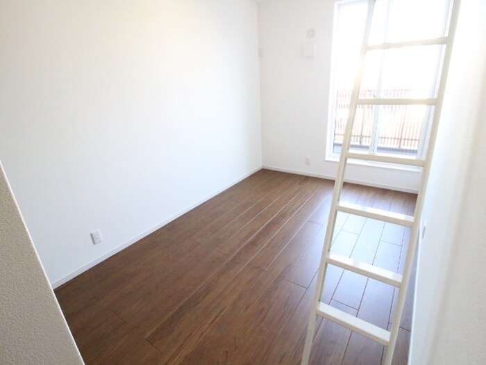 物件内観写真14　(居室)