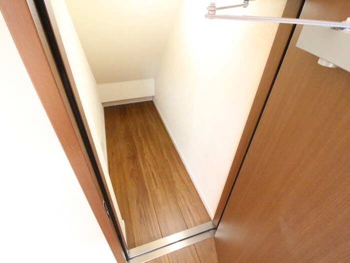 物件内観写真22　(収納)