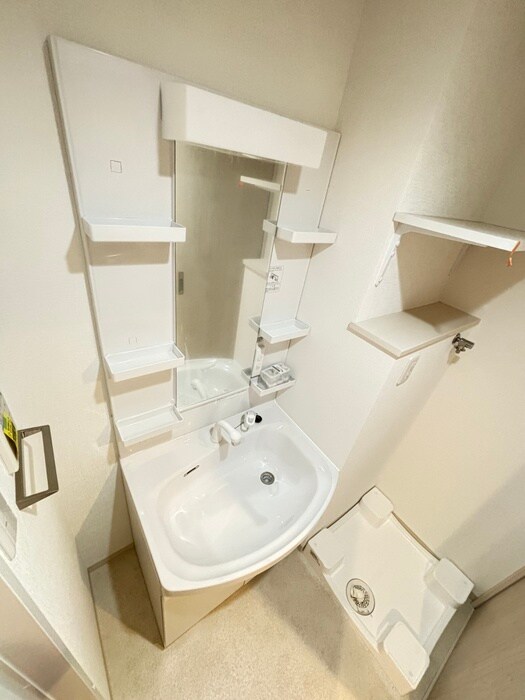 物件内観写真5　(洗面)