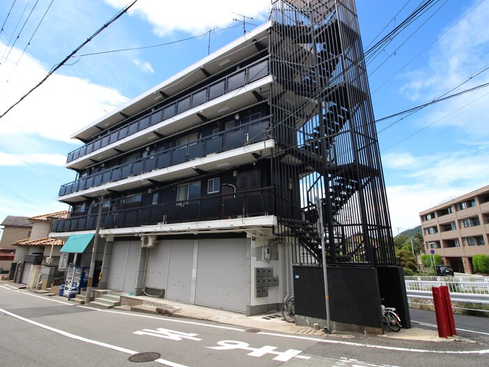 物件外観写真5　(外観写真)