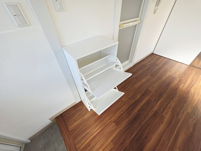 物件内観写真14　(靴箱)