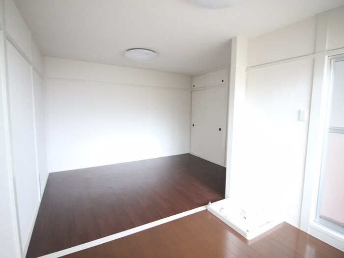 物件内観写真18　(居室)