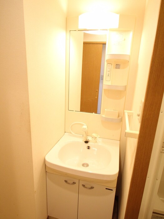 物件内観写真9　(洗面)