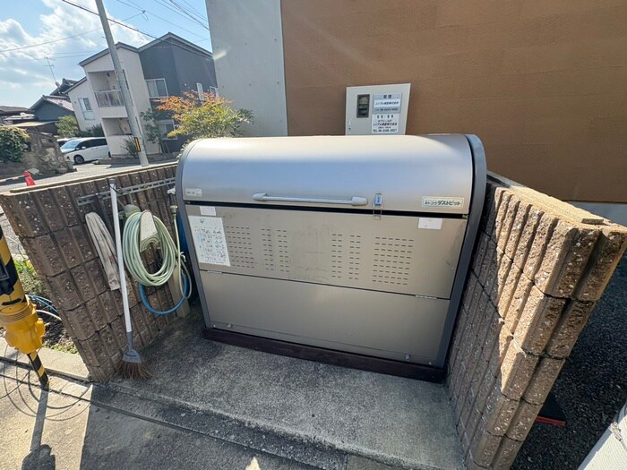 物件外観写真4　(建物設備)