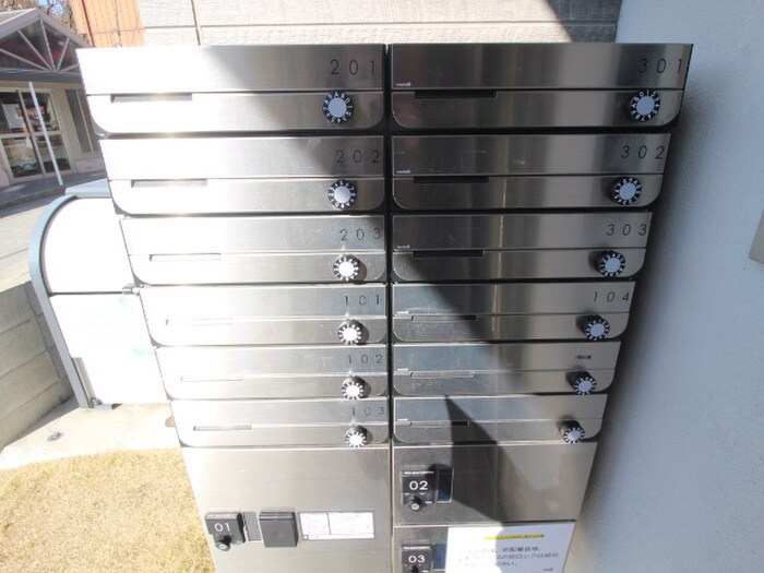 物件外観写真4　(建物設備)