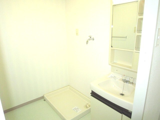 物件内観写真13　(洗面)