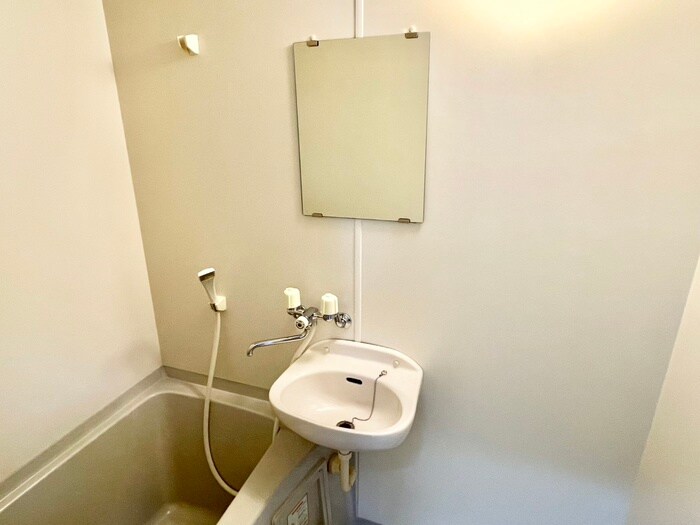 物件内観写真12　(洗面)