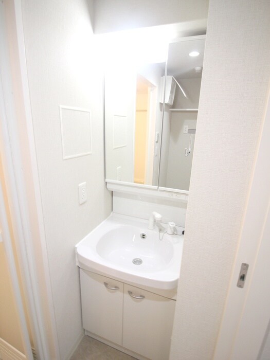 物件内観写真10　(洗面)