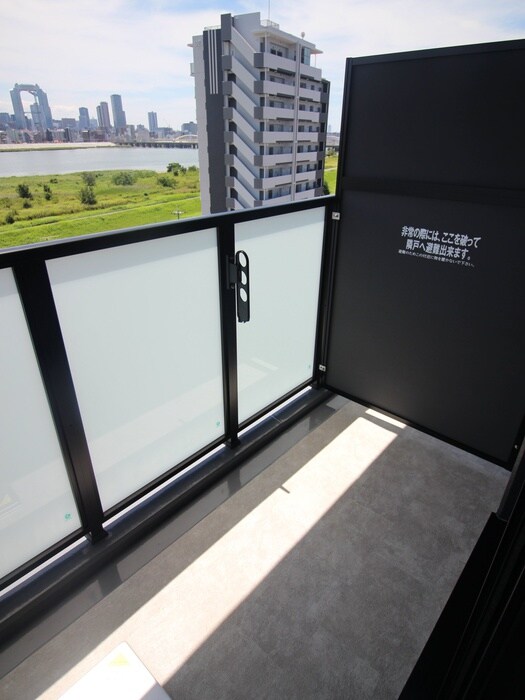 物件内観写真19　(ベランダ・バルコニー)