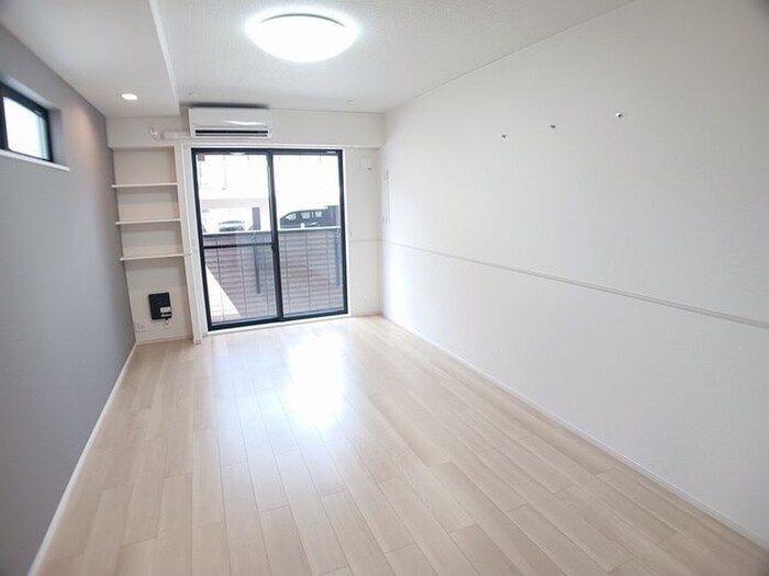 物件内観写真6　(居室)