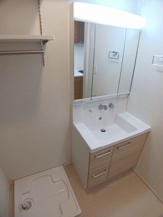 物件内観写真9　(洗面)