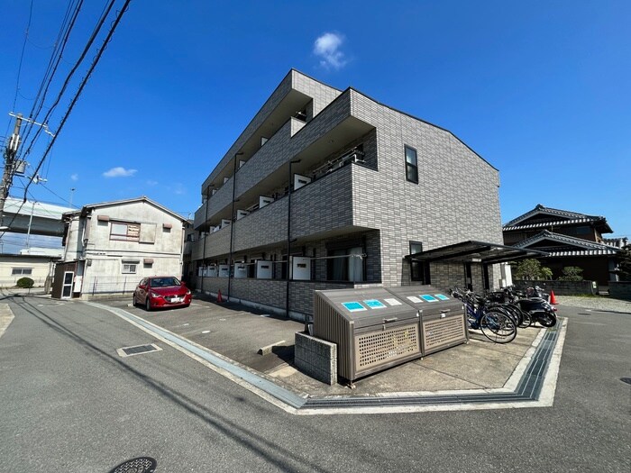 物件外観写真6　(周辺環境)