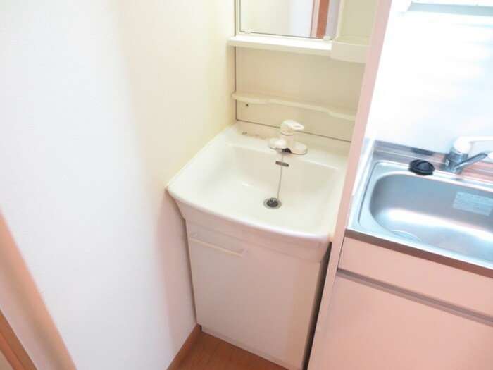 物件内観写真12　(洗面)