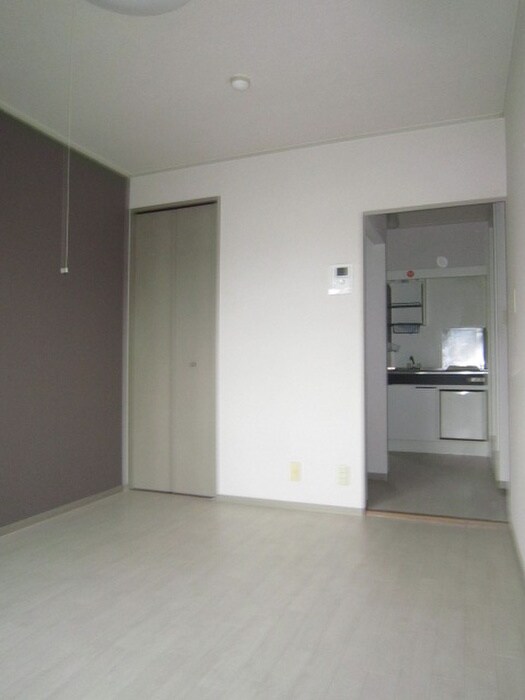 物件内観写真11　(居室)